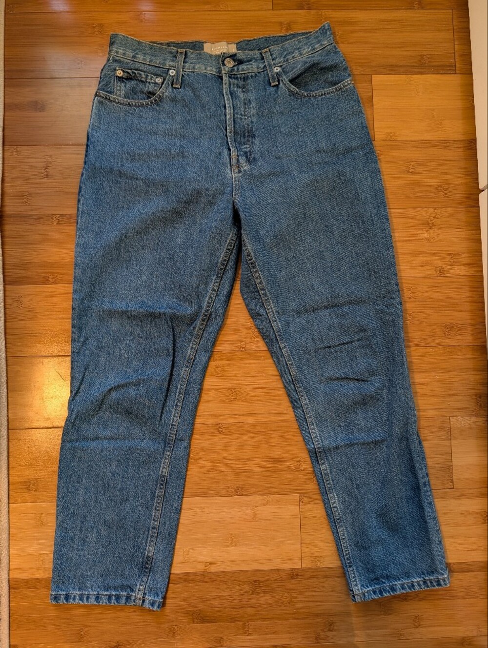 Everlane The 90s Cheeky Jean in Medium Blue Denim